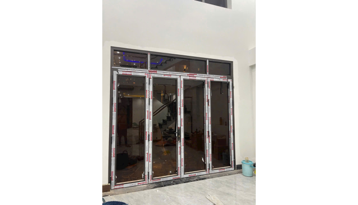 Lắp đặt nhôm kính giá tốt Bình Dương - Lựa chọn thông minh cho mọi công trình